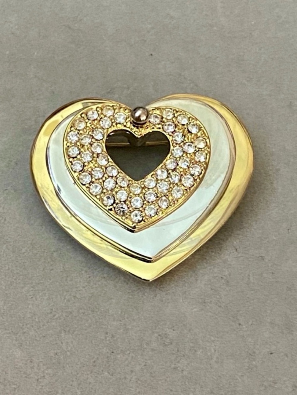 Ellen Kiam Vintage Two Tone Articulated Heart Rhinestone Brooch